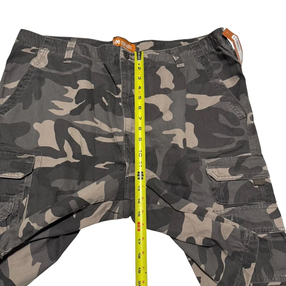 NWT Lee Dungarees Camouflage Camo 100% Cotton Cargo Shorts‎ Men's 44